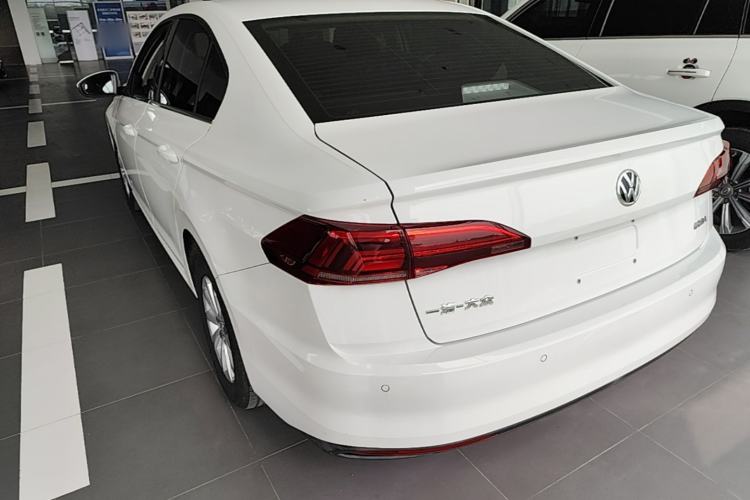 Used Volkswagen Bora 2020 1.5L Automatic Fashion Edition Rear Left 45 Deg