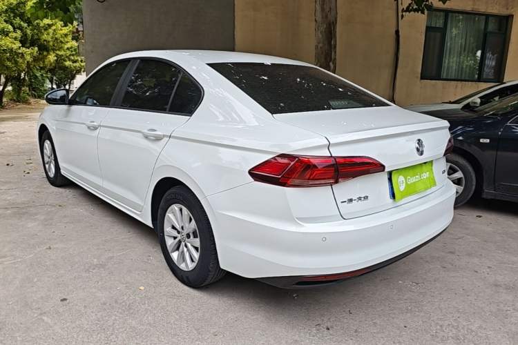 Used Volkswagen Bora 2020 1.5L Automatic Fashion Edition Rear Left 45 Deg