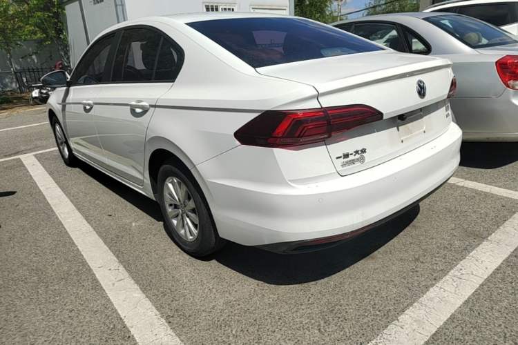 Used Volkswagen Bora 2020 1.5L Automatic Fashion Edition Rear Left 45 Deg