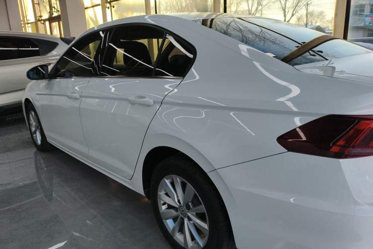 Used Volkswagen Bora 2020 1.5L Automatic Fashion Edition Rear Left 45 Deg