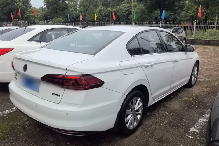Used Volkswagen Bora 2020 1.5L Automatic Comfort Model Rear Right 45 Deg