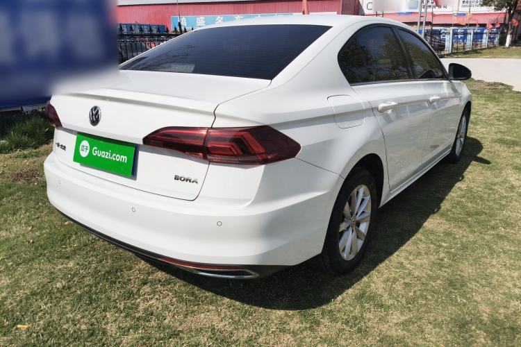 Used Volkswagen Bora 2020 1.5L Automatic Comfort Model Rear Right 45 Deg