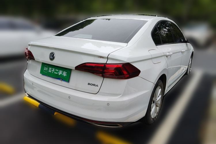 Used Volkswagen Bora 2020 1.5L Automatic Elite Version Rear Right 45 Deg