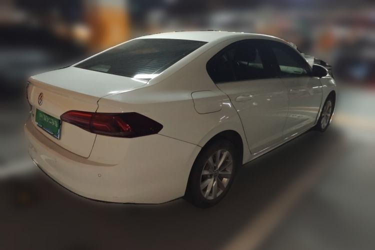 Used Volkswagen Bora 2020 1.5L Automatic Elite Version Rear Right 45 Deg