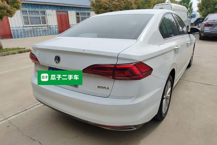 Used Volkswagen Bora 2020 1.5L Automatic Comfort Model Rear Right 45 Deg