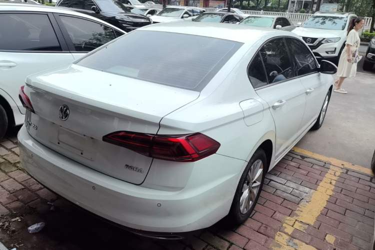 Used Volkswagen Bora 2020 1.5L Automatic Comfort Model Rear Right 45 Deg