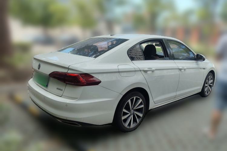 Used Volkswagen Bora 2020 1.5L Automatic Luxury Model Rear Right 45 Deg