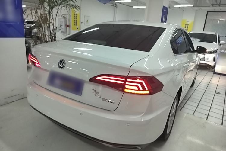 Used Volkswagen Bora 2020 1.5L Automatic Comfort Model Rear Right 45 Deg