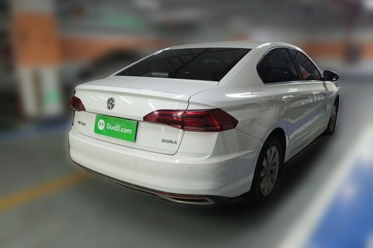Used Volkswagen Bora 2020 1.5L Automatic Comfort Model Rear Right 45 Deg