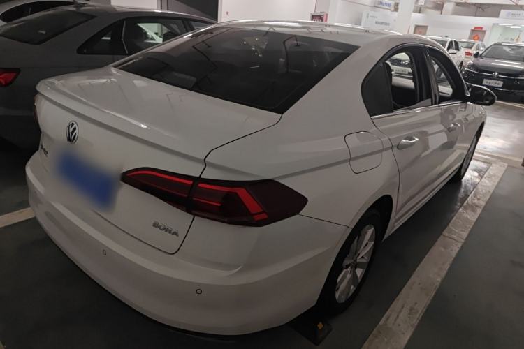 Used Volkswagen Bora 2020 1.5L Automatic Elite Version Rear Right 45 Deg