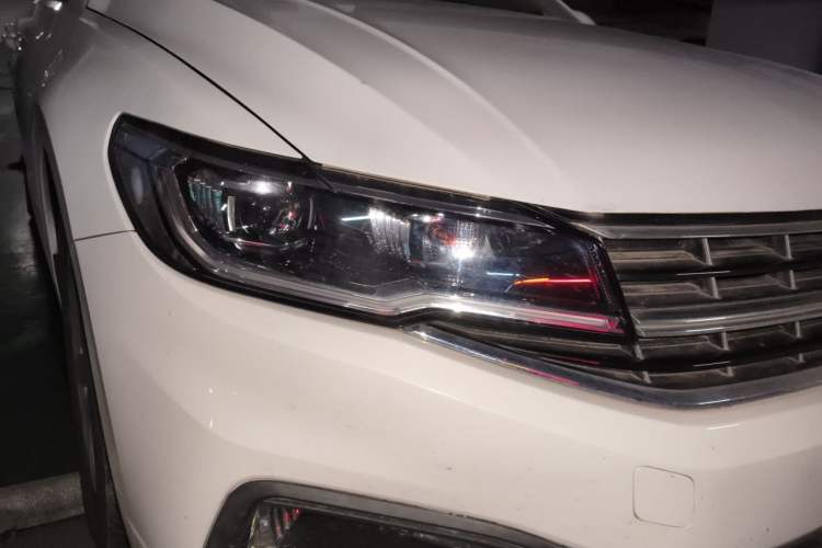 Used Volkswagen Bora 2020 1.5L Automatic Elite Version Right Front Headlight