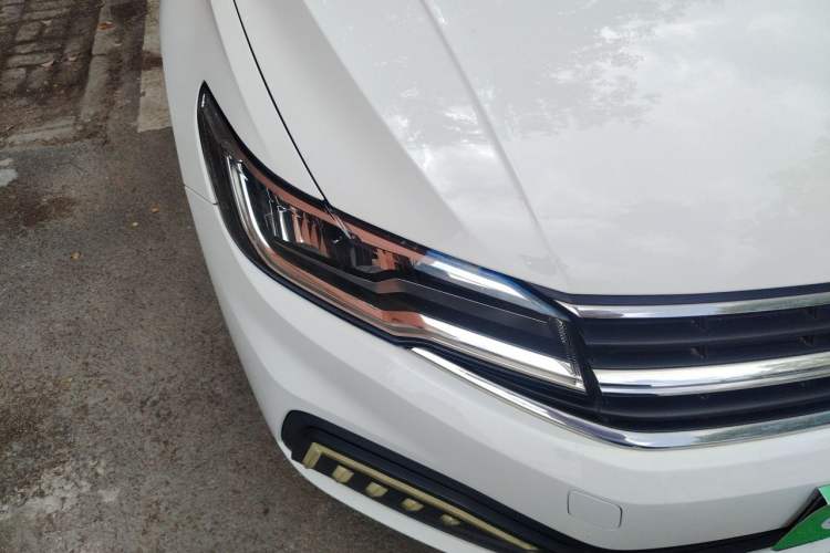 Used Volkswagen Bora 2020 1.5L Manual Fashion Edition Right Front Headlight