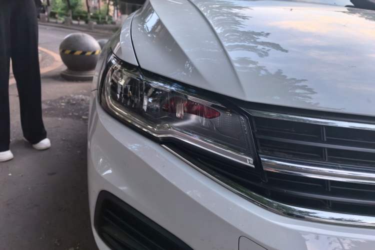 Used Volkswagen Bora 2020 280TSI DSG Luxury Edition Right Front Headlight