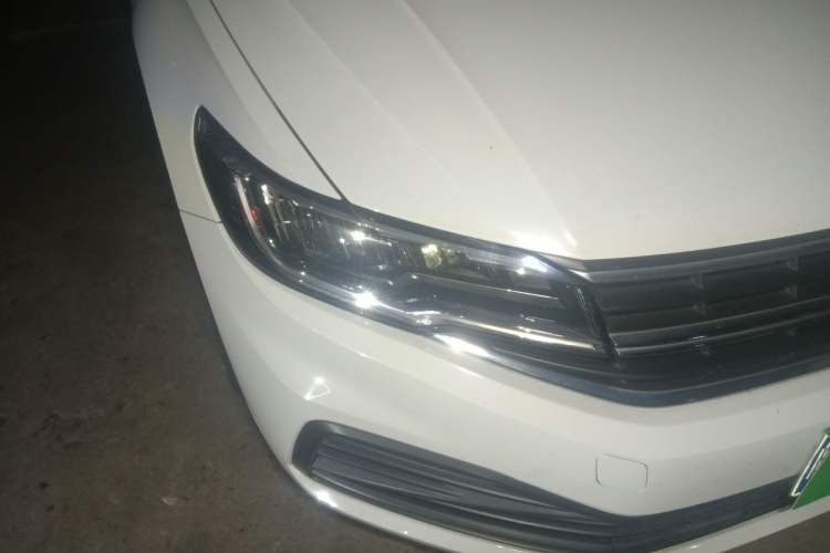Used Volkswagen Bora 2020 1.5L Automatic Fashion Edition Right Front Headlight