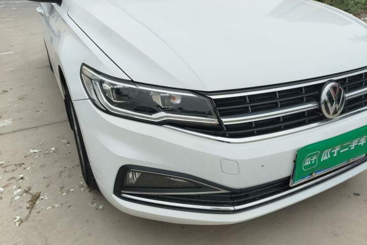 Used Volkswagen Bora 2020 1.5L Automatic Elite Version Right Front Headlight