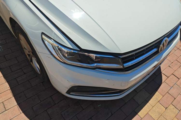 Used Volkswagen Bora 2020 1.5L Automatic Elite Version Right Front Headlight