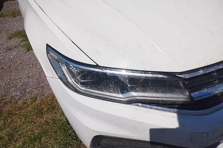 Used Volkswagen Bora 2020 1.5L Automatic Elite Version Right Front Headlight