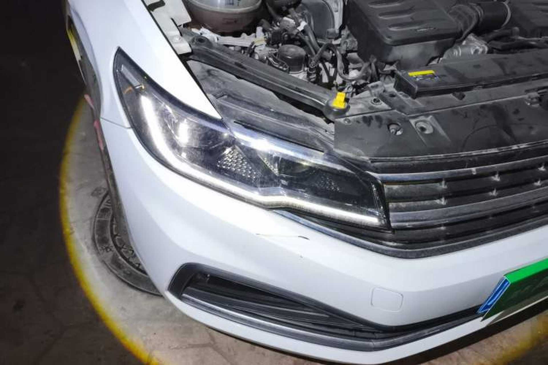 Used Volkswagen Bora 2020 1.5L Automatic Comfort Model Right Front Headlight