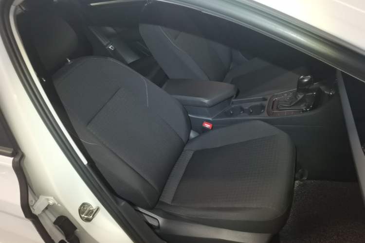 Used Volkswagen Bora 2020 1.5L Automatic Fashion Edition Right Front Seat