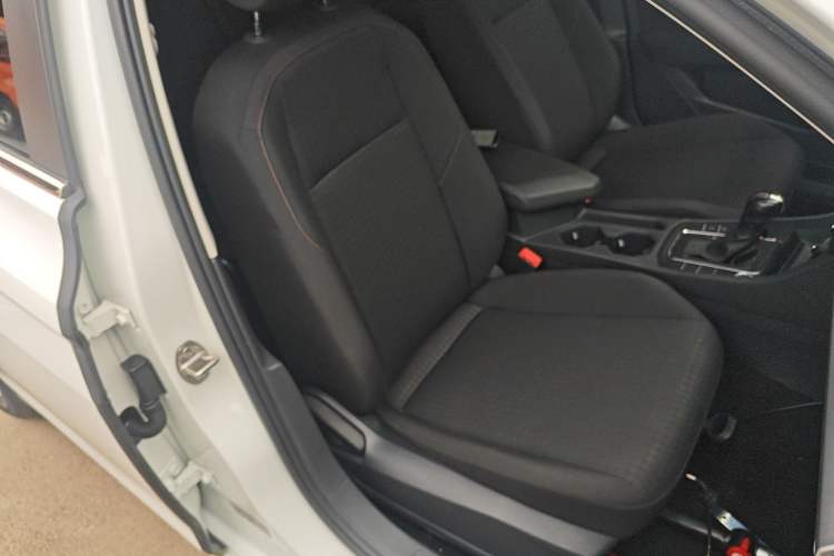 Used Volkswagen Bora 2020 1.5L Automatic Fashion Edition Right Front Seat