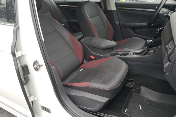 Used Volkswagen Bora 2020 1.5L Automatic Comfort Model Right Front Seat