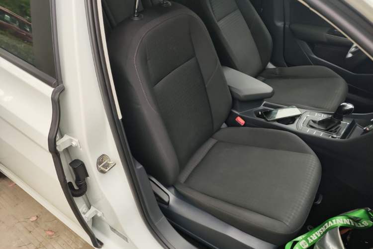 Used Volkswagen Bora 2020 1.5L Automatic Fashion Edition Right Front Seat