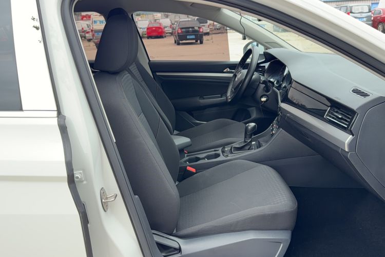 Used Volkswagen Bora 2020 1.5L Automatic Fashion Edition Right Front Seat