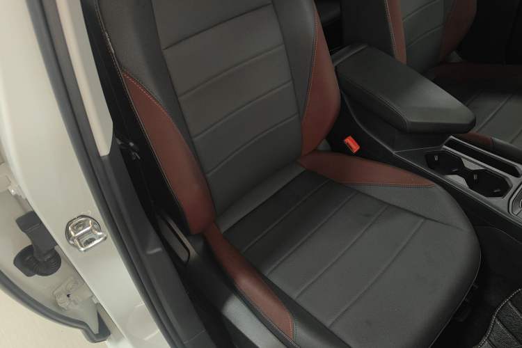 Used Volkswagen Bora 2020 1.5L Automatic Elite Version Right Front Seat
