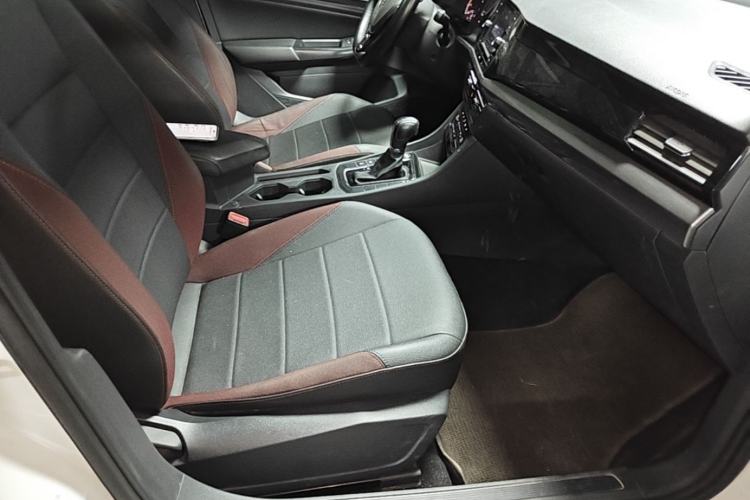 Used Volkswagen Bora 2020 1.5L Automatic Elite Version Right Front Seat
