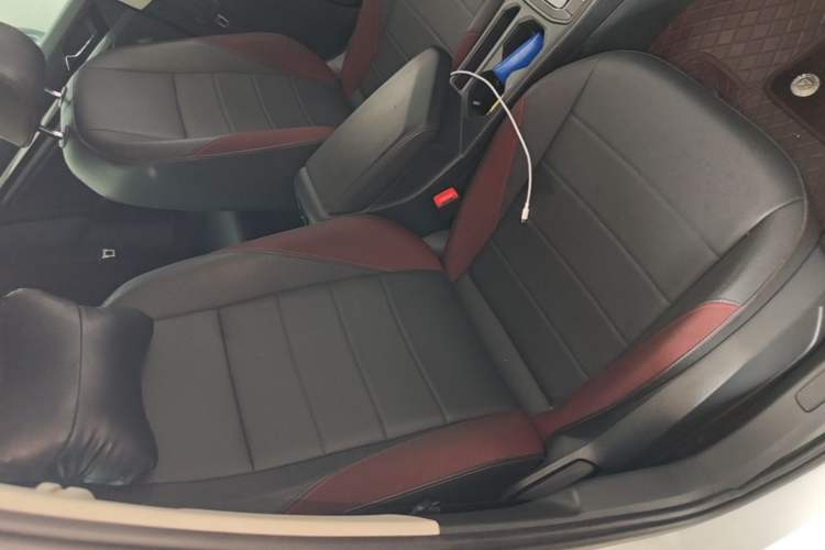 Used Volkswagen Bora 2020 1.5L Automatic Elite Version Right Front Seat