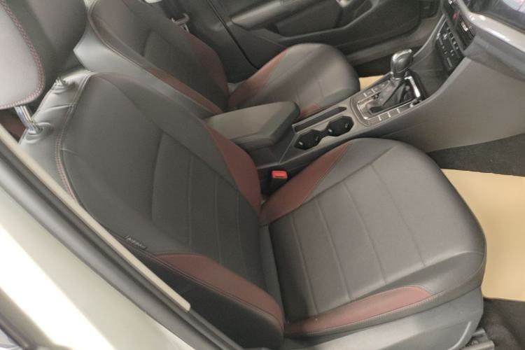 Used Volkswagen Bora 2020 1.5L Automatic Elite Version Right Front Seat