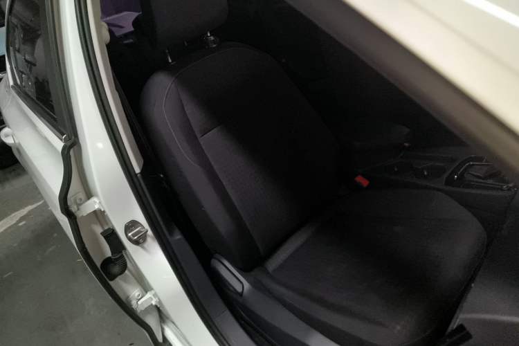 Used Volkswagen Bora 2020 1.5L Automatic Fashion Edition Right Front Seat