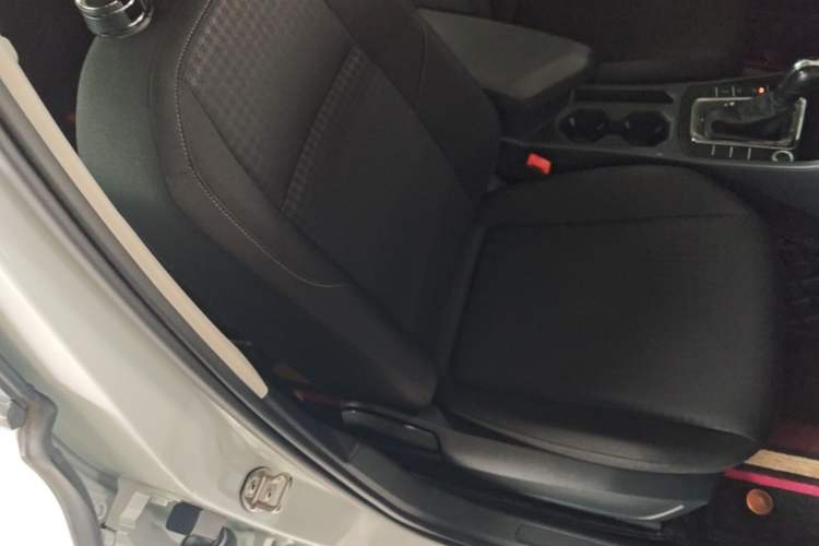 Used Volkswagen Bora 2020 1.5L Automatic Fashion Edition Right Front Seat