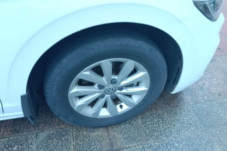 Used Volkswagen Bora 2020 1.5L Automatic Fashion Edition Right Front Wheel Hub