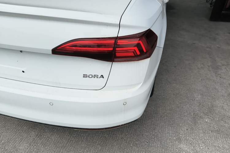 Used Volkswagen Bora 2020 1.5L Automatic Comfort Model Right Rear Taillight