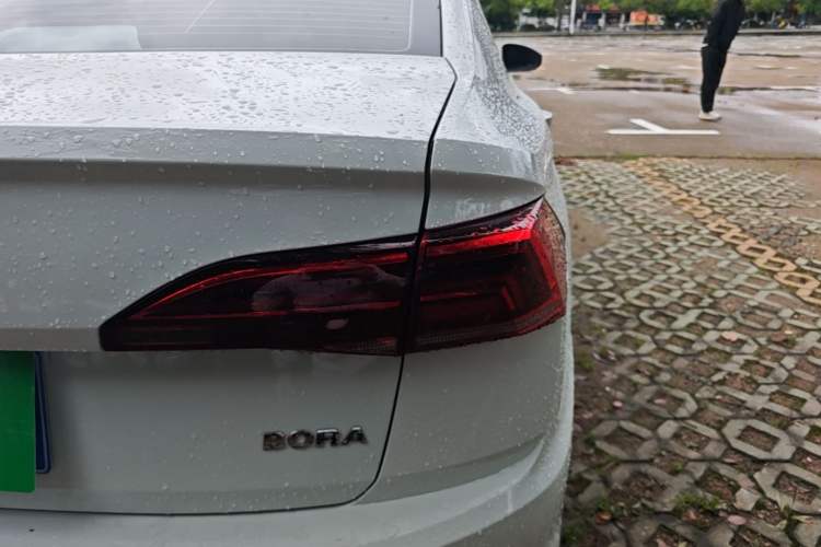 Used Volkswagen Bora 2020 1.5L Automatic Fashion Edition Right Rear Taillight