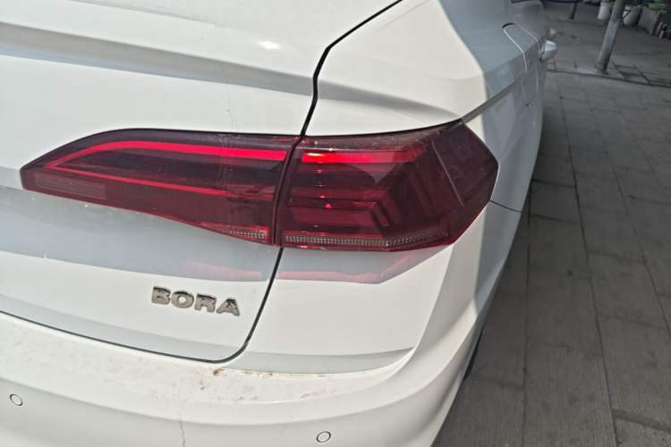 Used Volkswagen Bora 2020 1.5L Automatic Comfort Model Right Rear Taillight