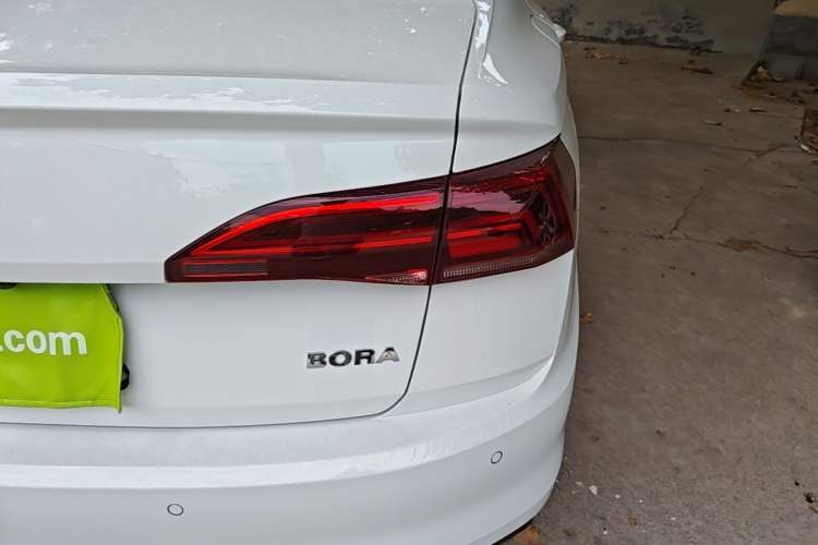 Used Volkswagen Bora 2020 1.5L Automatic Fashion Edition Right Rear Taillight