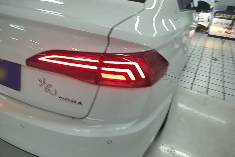 Used Volkswagen Bora 2020 1.5L Automatic Comfort Model Right Rear Taillight