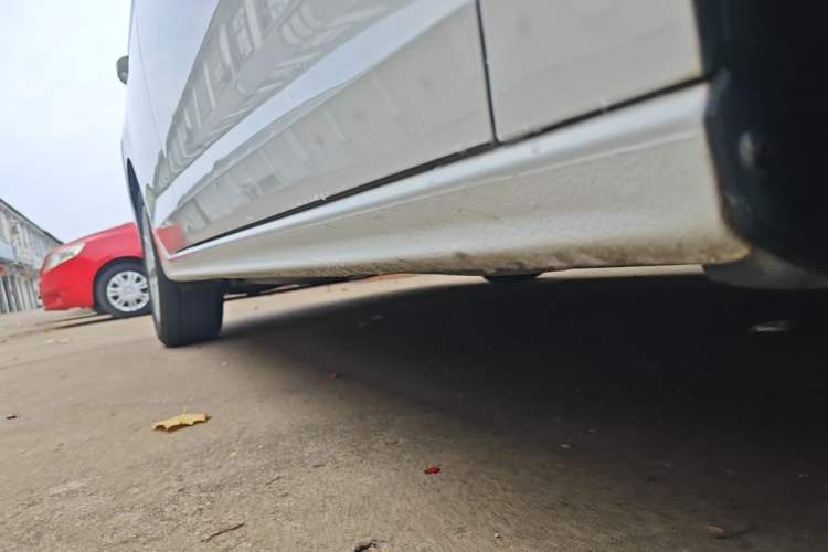 Used Volkswagen Bora 2020 1.5L Automatic Comfort Model Right Side Sill