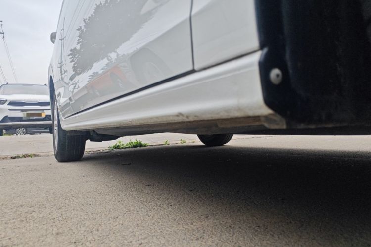 Used Volkswagen Bora 2020 1.5L Automatic Fashion Edition Right Side Sill