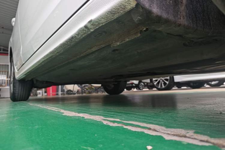 Used Volkswagen Bora 2020 1.5L Automatic Fashion Edition Right Side Sill
