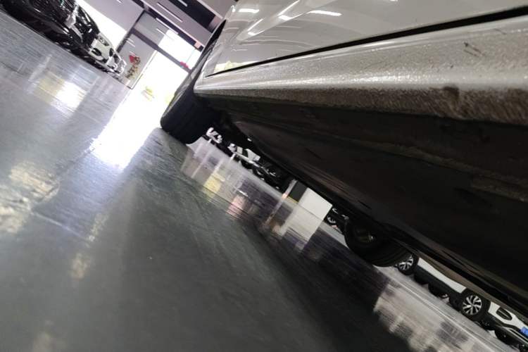 Used Volkswagen Bora 2020 1.5L Automatic Elite Version Right Side Sill