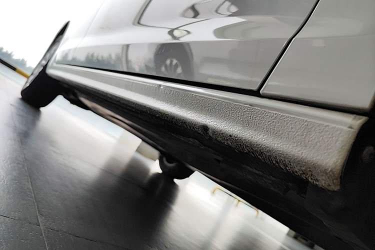 Used Volkswagen Bora 2020 1.5L Automatic Fashion Edition Right Side Sill