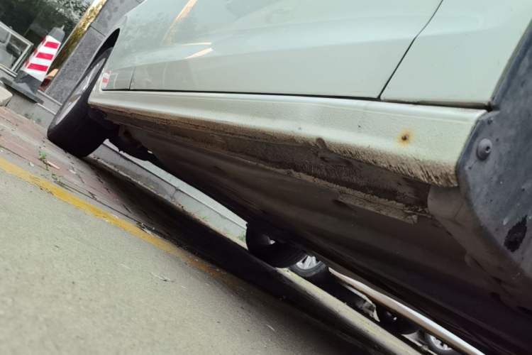 Used Volkswagen Bora 2020 1.5L Automatic Comfort Model Right Side Sill