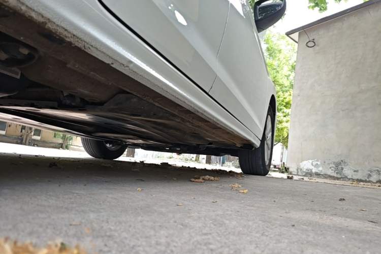 Used Volkswagen Bora 2020 1.5L Automatic Fashion Edition Right Side Sill