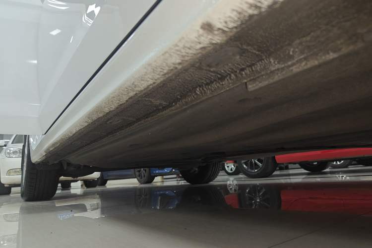 Used Volkswagen Bora 2020 1.5L Automatic Elite Version Right Side Sill