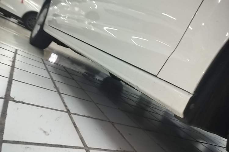 Used Volkswagen Bora 2020 1.5L Automatic Comfort Model Right Side Sill