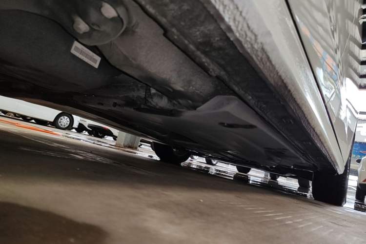 Used Volkswagen Bora 2020 1.5L Automatic Comfort Model Right Side Sill