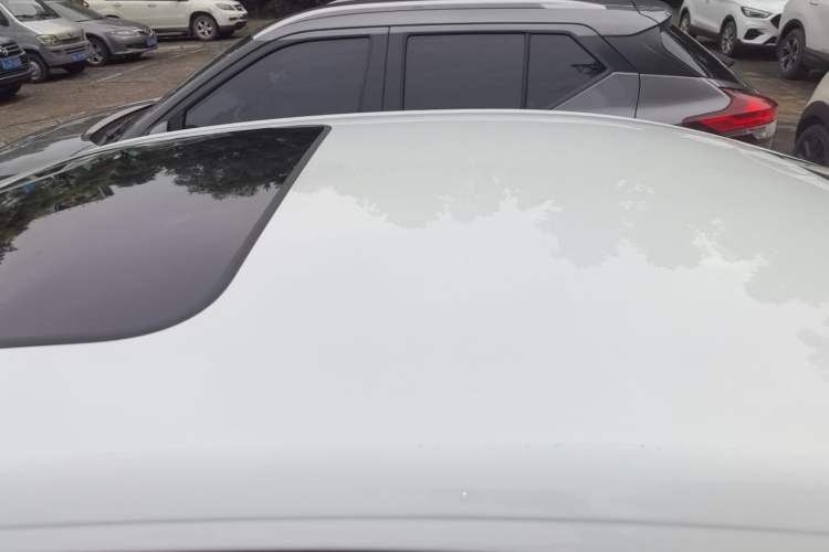 Used Volkswagen Bora 2020 1.5L Automatic Comfort Model Roof
